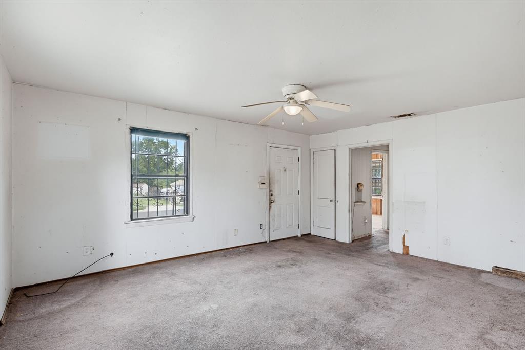 2606 Lea Crest Drive, Dallas, TX 75216