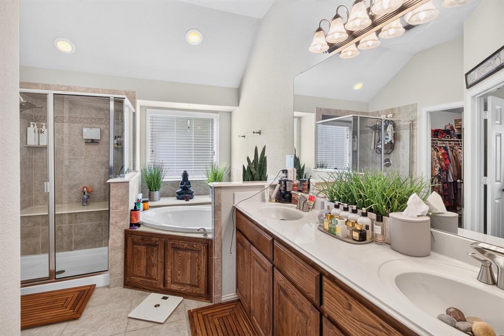 700 Edgewood Drive, DeSoto, TX 75115