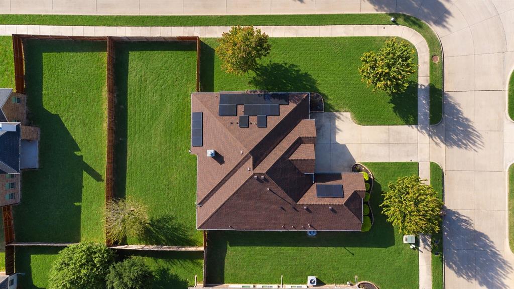 700 Edgewood Drive, DeSoto, TX 75115