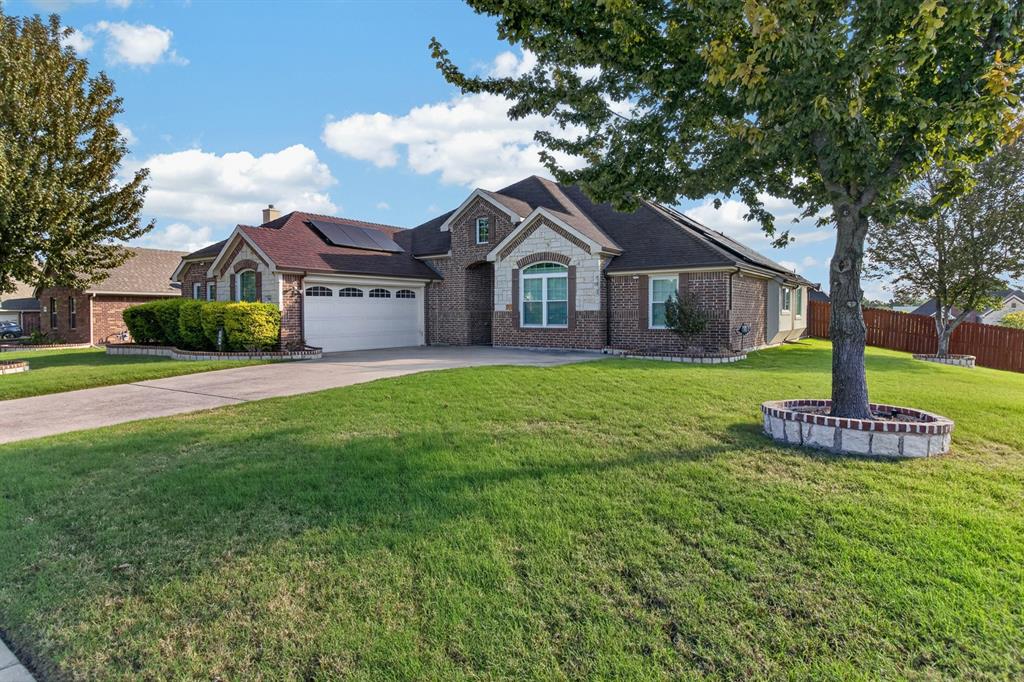 700 Edgewood Drive, DeSoto, TX 75115