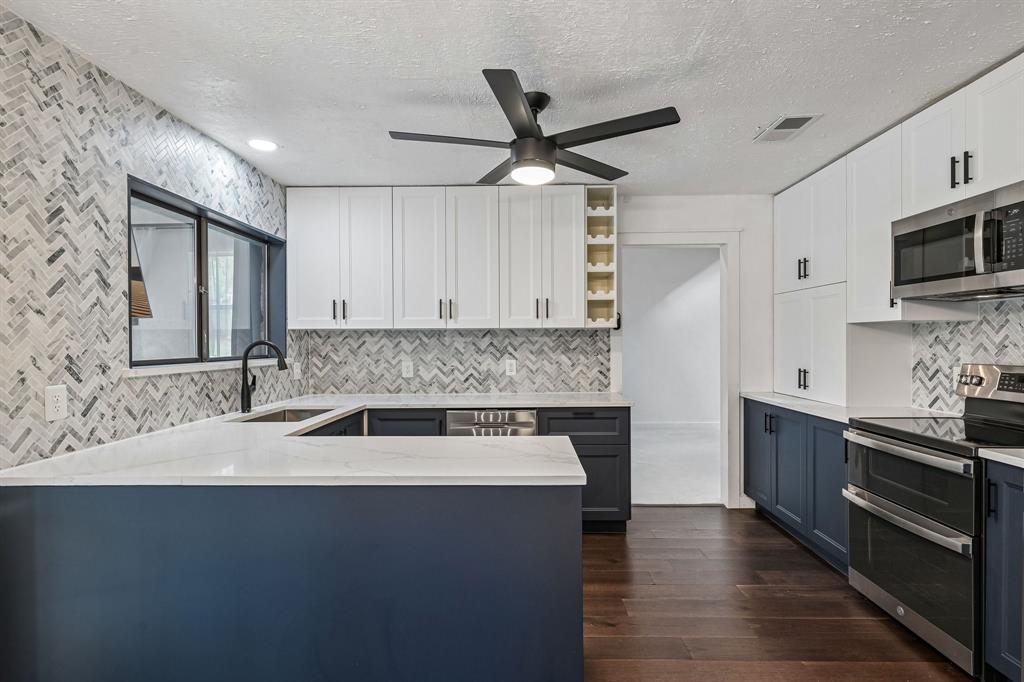 180 N Woodland Trail, Double Oak, TX 75077
