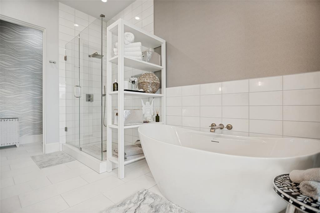 320 N O Connor Ridge Boulevard, #21, Irving, TX 75038