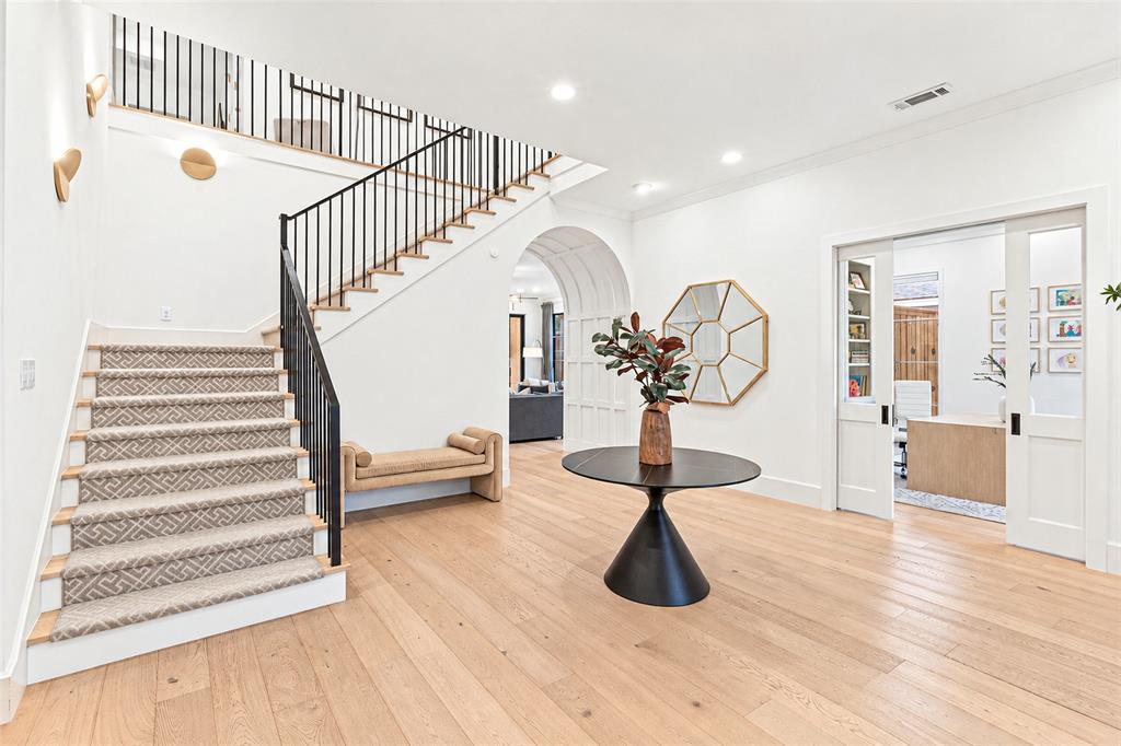 6516 Sondra Drive, Dallas, TX 75214