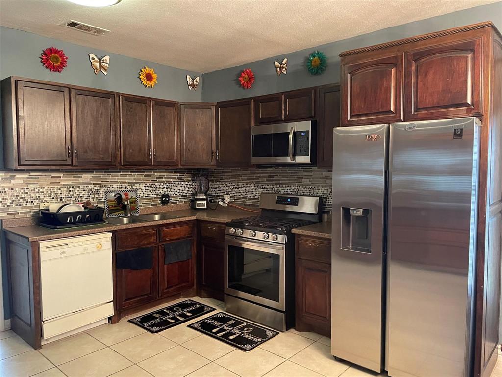 800 N Walnut Street, Sherman, TX 75090