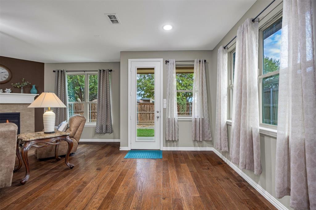 The breakfast nook is big enough to hold a 6-seat table.