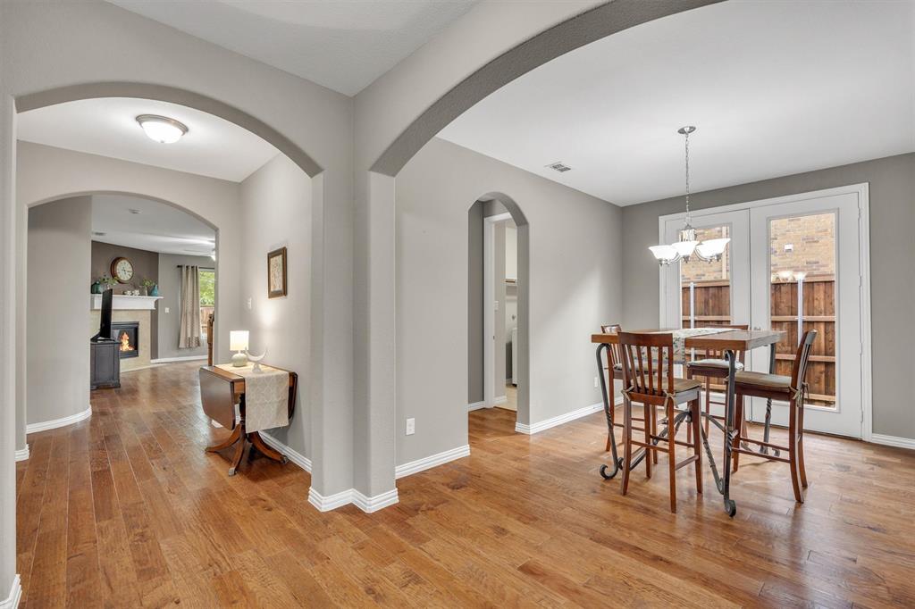 10-ft tall ceilings and arched entry ways make this home feel really big!
