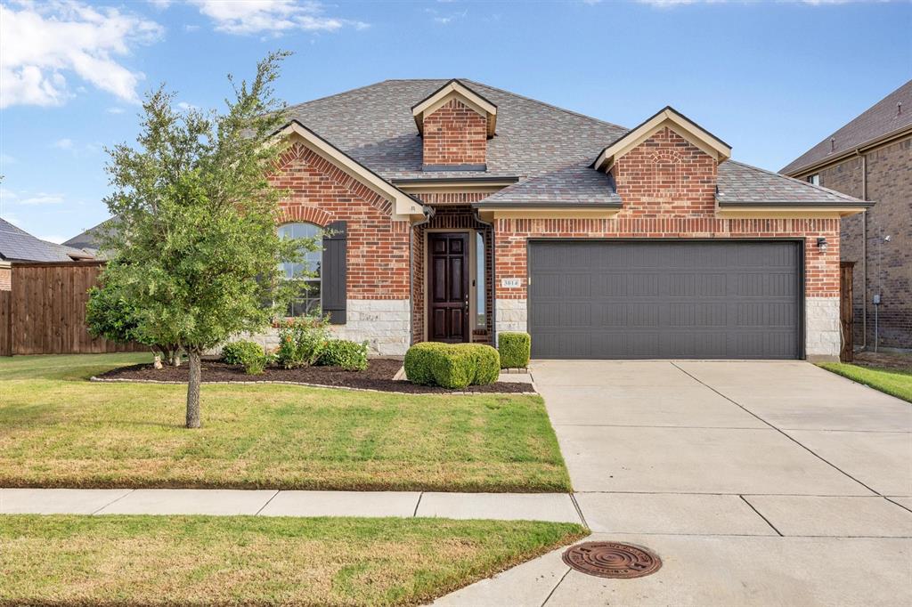 Welcome to this 1.5 story Meritage built home that's 10 years newer than the competition!
