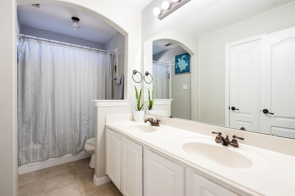 Upstairs bath #1