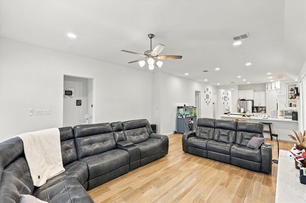 1451 Kingswell Lane, Forney, TX 75126