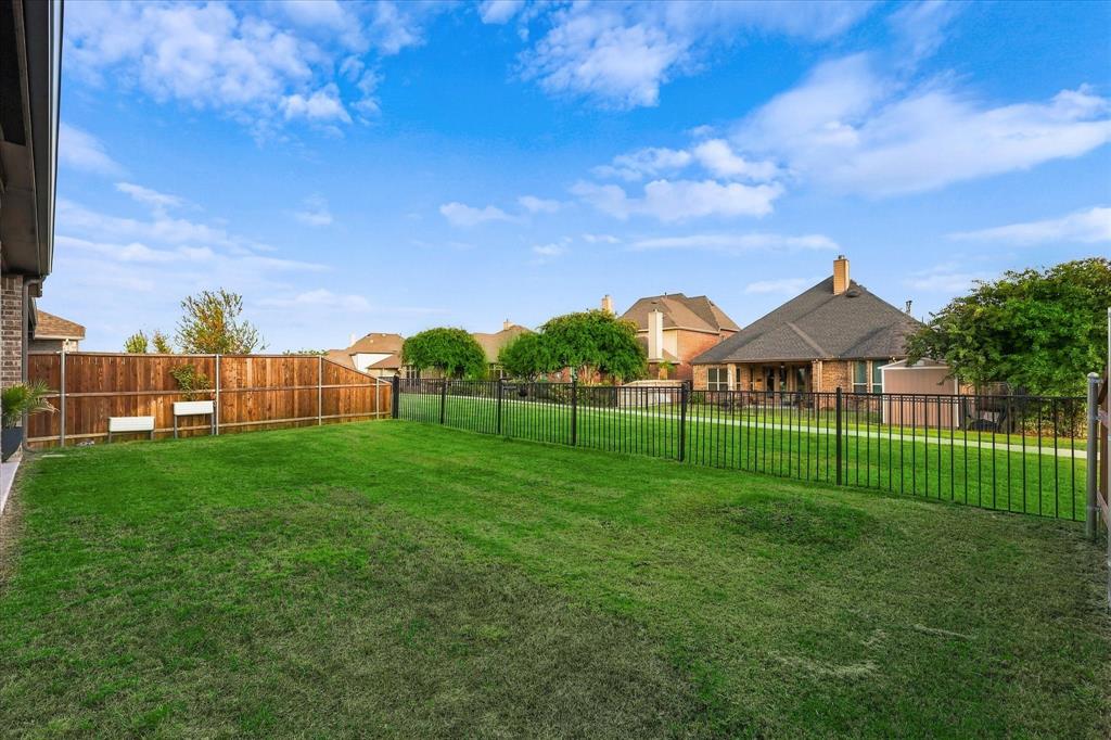 1451 Kingswell Lane, Forney, TX 75126