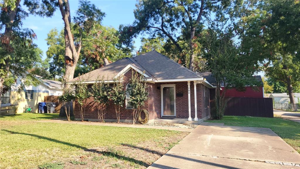 704 1st Avenue, McKinney, TX 75069 704 1st Avenue, McKinney, TX 75069