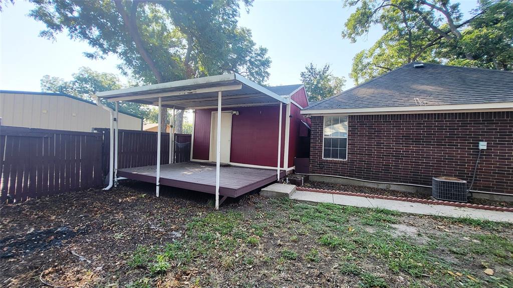 704 1st Avenue, McKinney, TX 75069