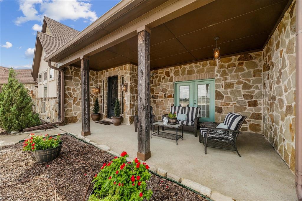 Welcoming porch greets your arrival!