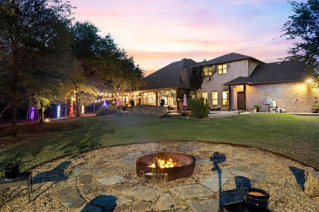 Outdoor living at its best!