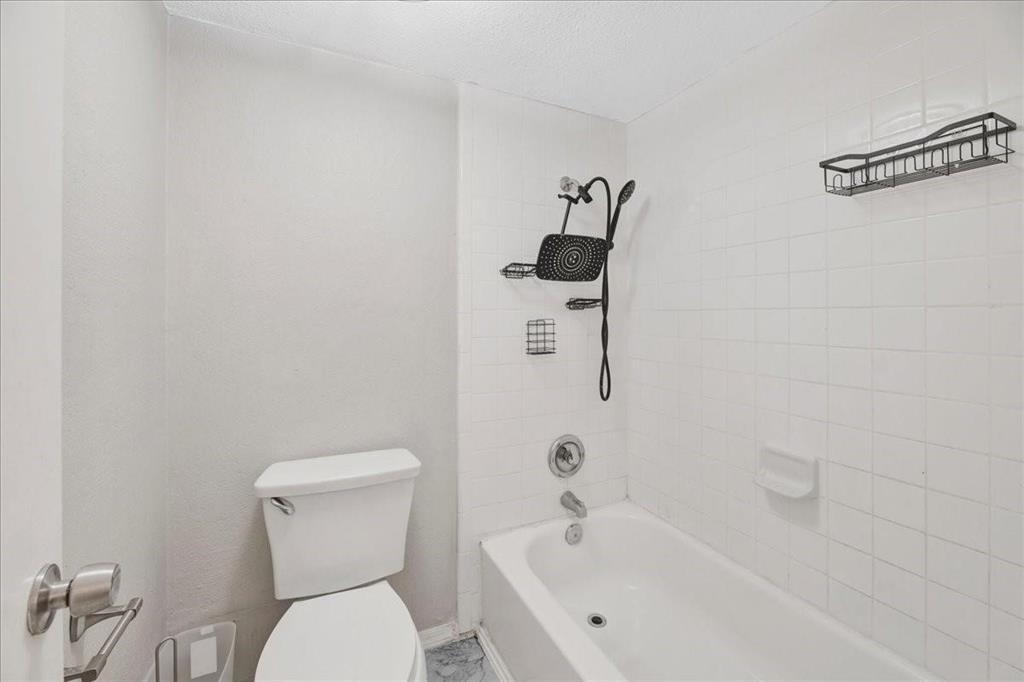 9803 Walnut Street, #B208, Dallas, TX 75243