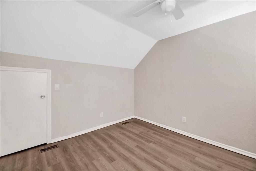 2nd floor loft area considered 3rd bedroom of flex space