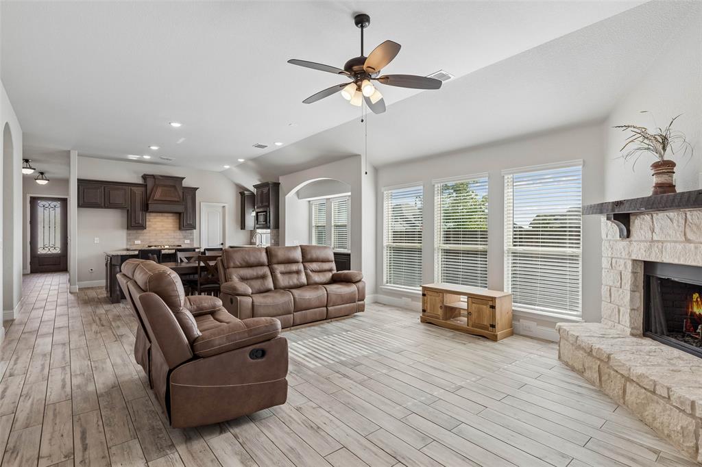 2550 Brookside Drive, Royse City, TX 75189 2550 Brookside Drive, Royse City, TX 75189