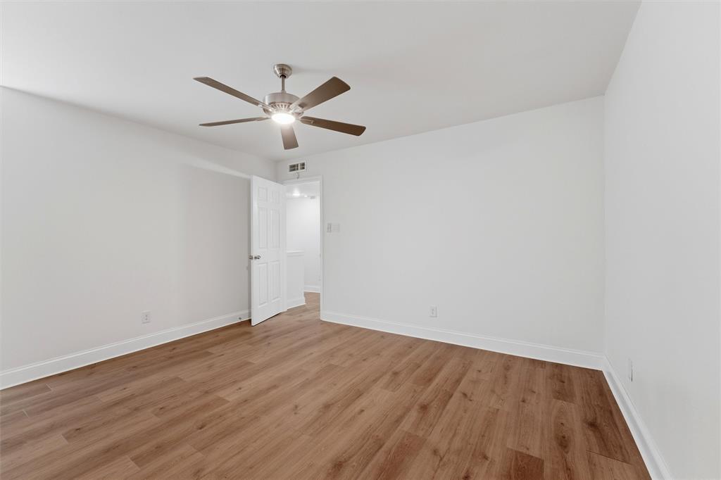 4643 Country Creek Drive Dallas, TX. Unit 1092