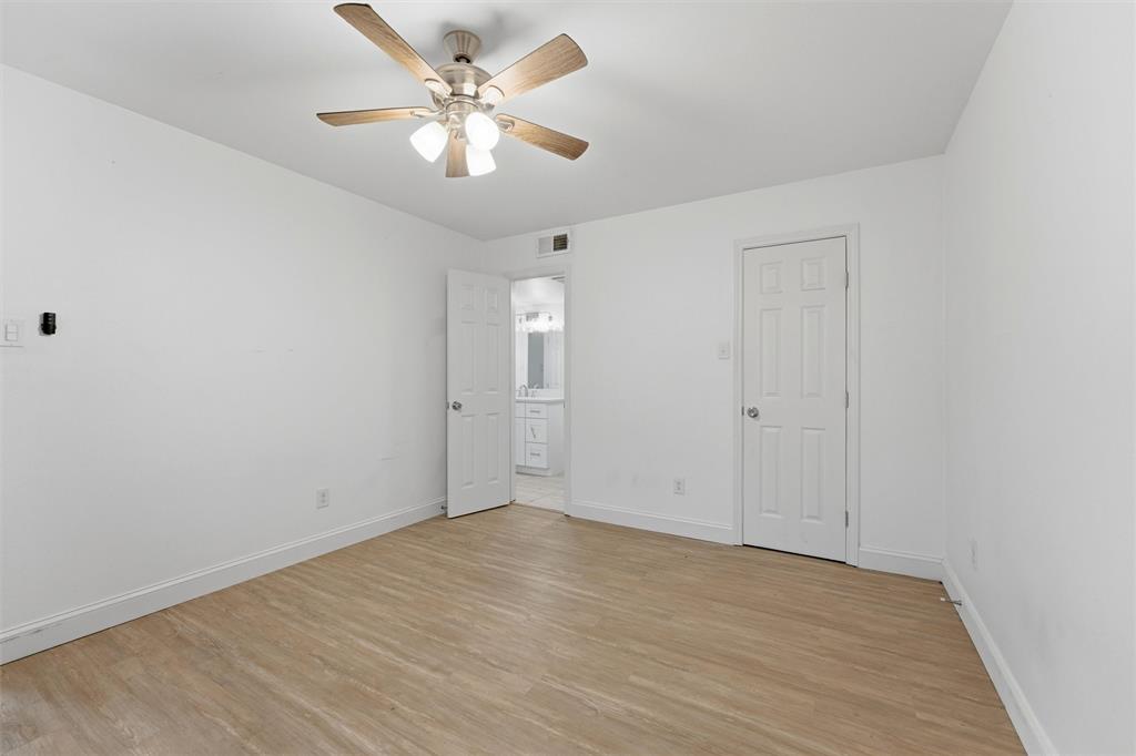 4611 Country Creek Drive Dallas, TX. Unit 1023