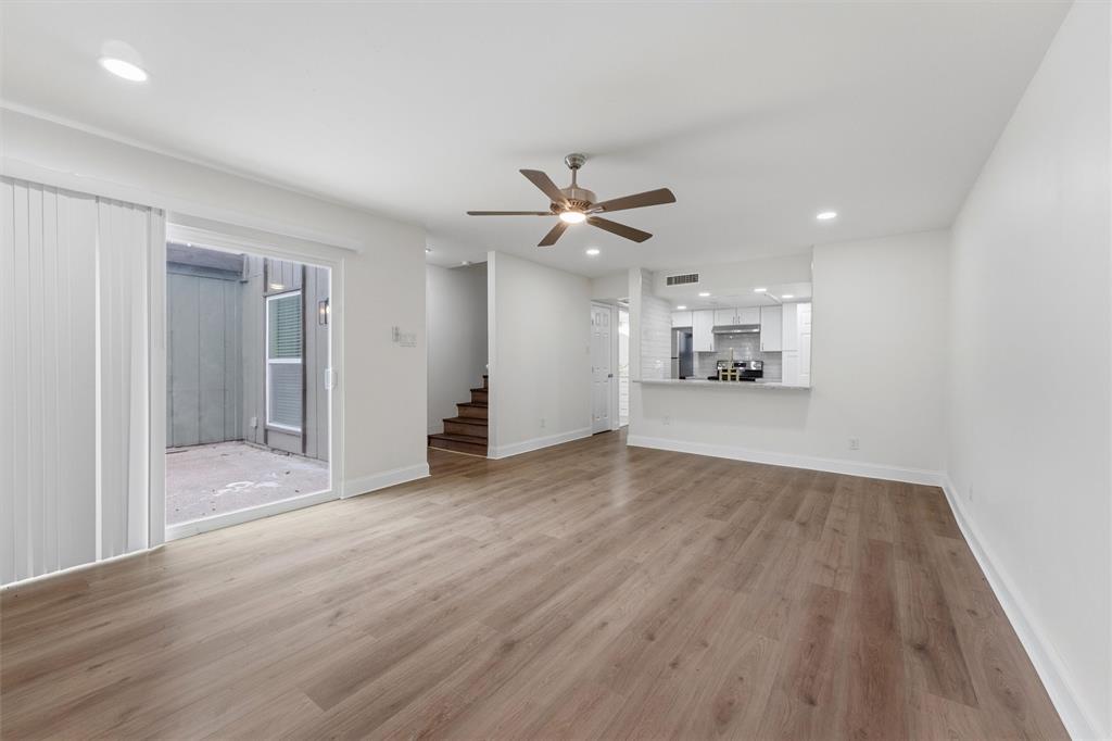4643 Country Creek Drive Dallas, TX. Unit 1092