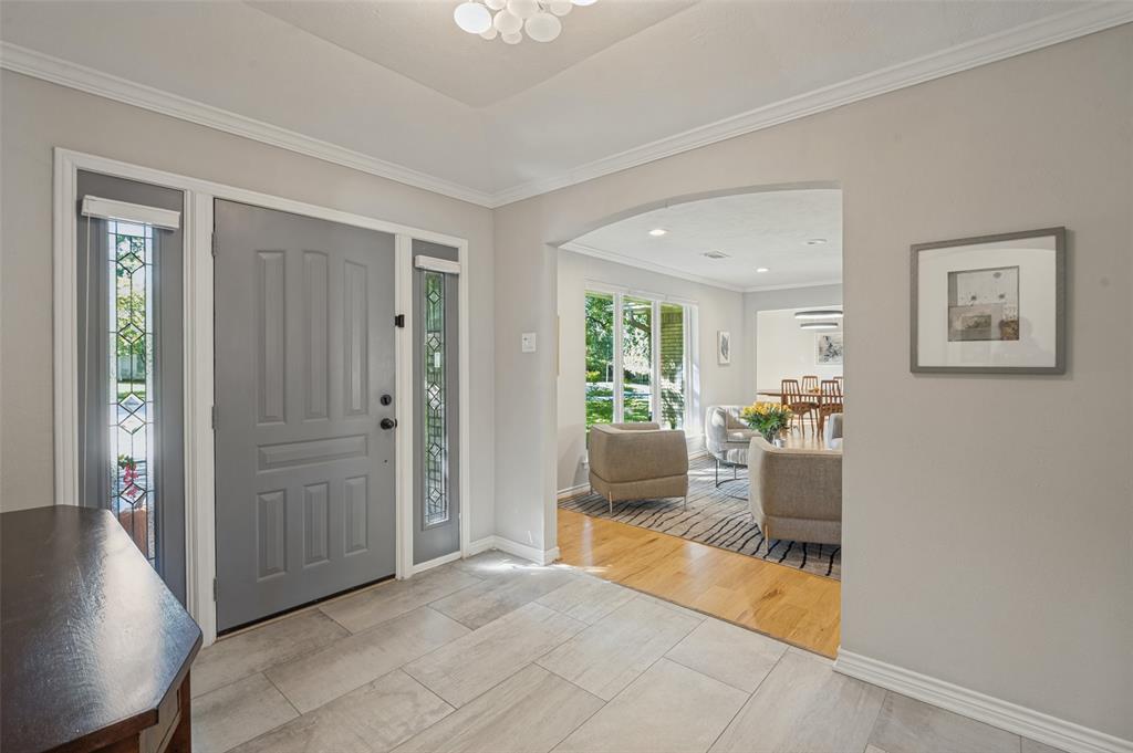 3843 Regent Drive, Dallas, TX 75229