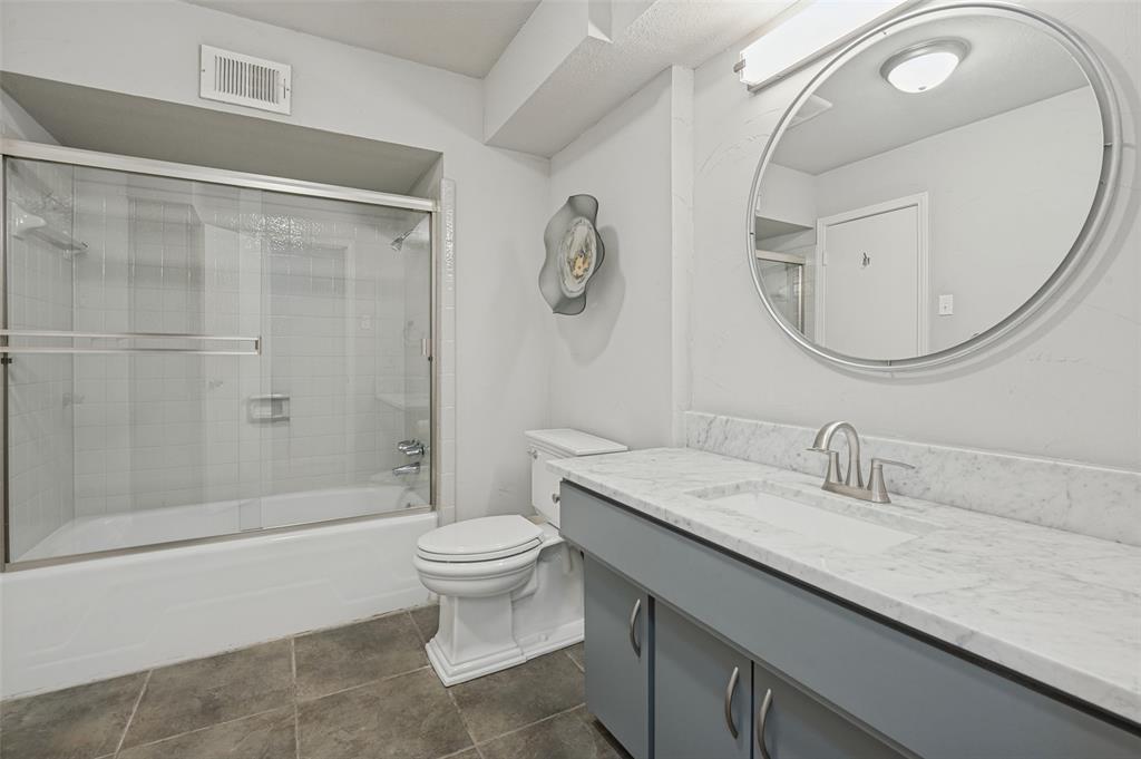 3843 Regent Drive, Dallas, TX 75229