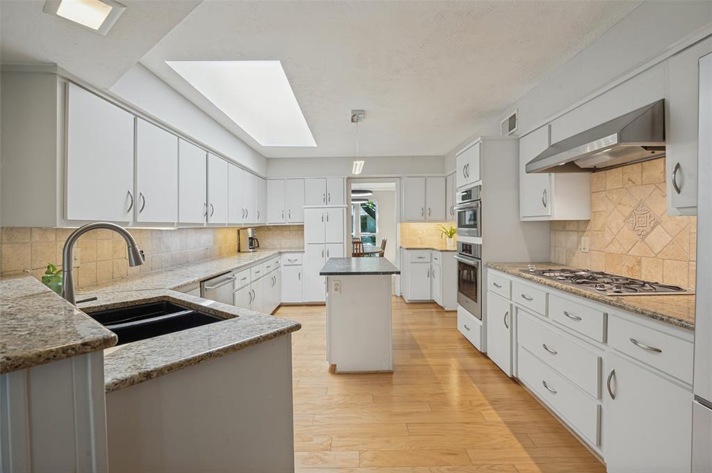 3843 Regent Drive, Dallas, TX 75229