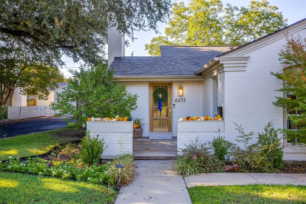 6433 Rosemont Avenue, Fort Worth, TX 76116