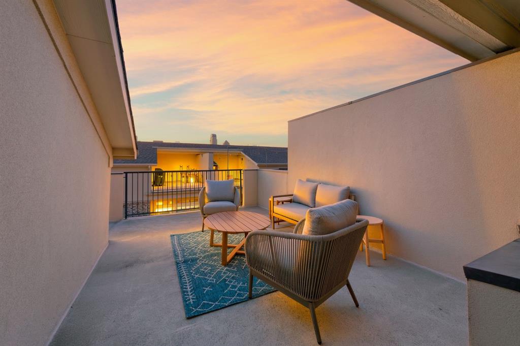 1303 Palm Springs Lane, Dallas, TX 75204