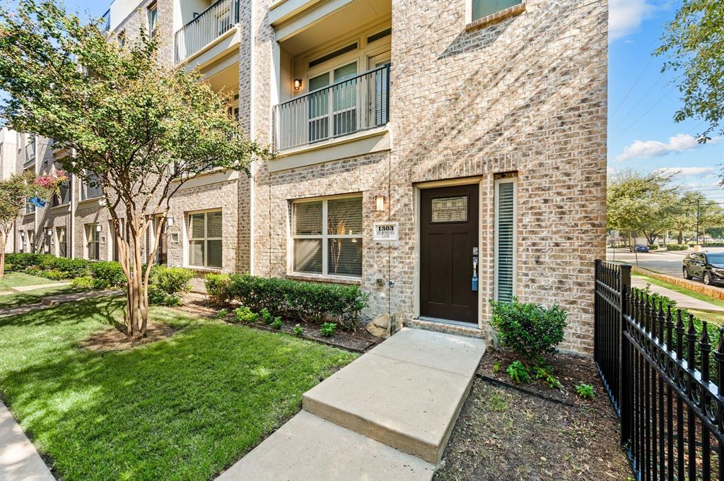 1303 Palm Springs Lane, Dallas, TX 75204