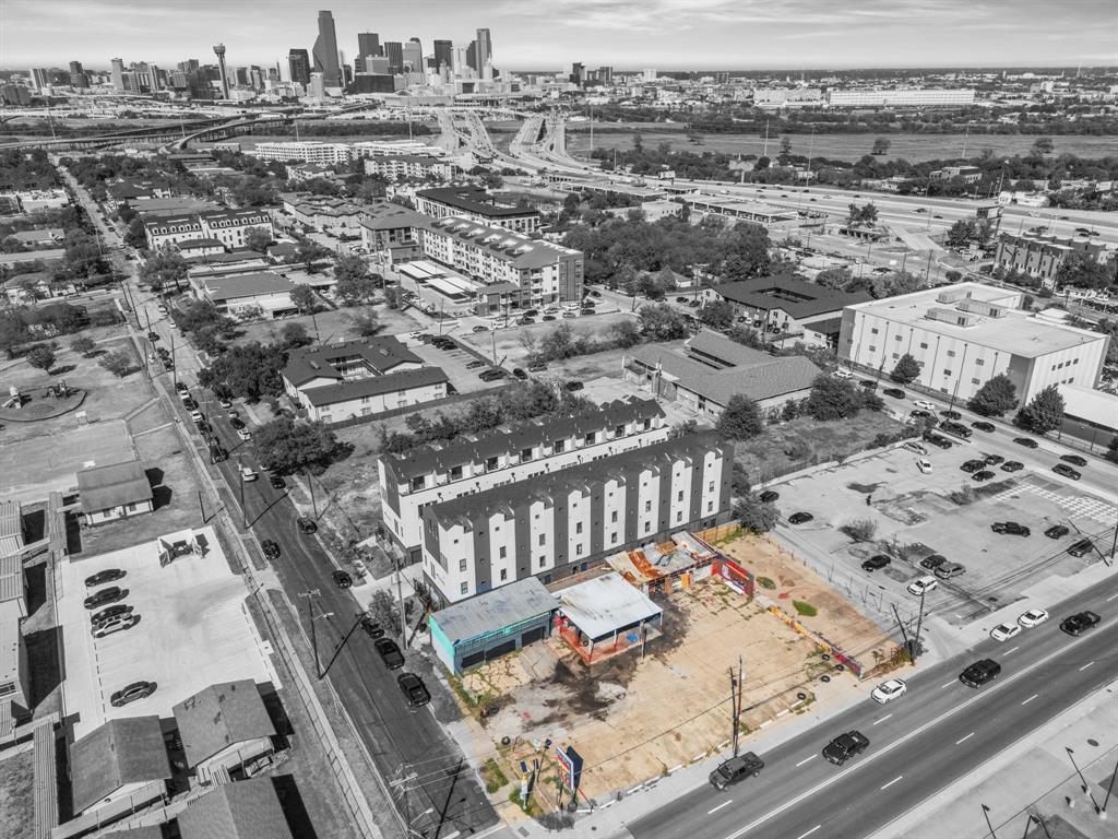 302 N Lancaster Avenue, Dallas, TX 75203 302 N Lancaster Avenue, Dallas, TX 75203