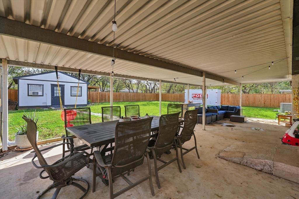 2740 Spruce Park Drive, Richland Hills, TX 76118
