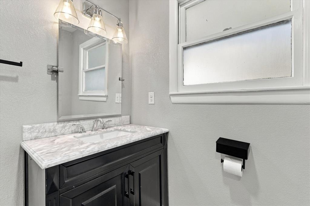 2740 Spruce Park Drive, Richland Hills, TX 76118