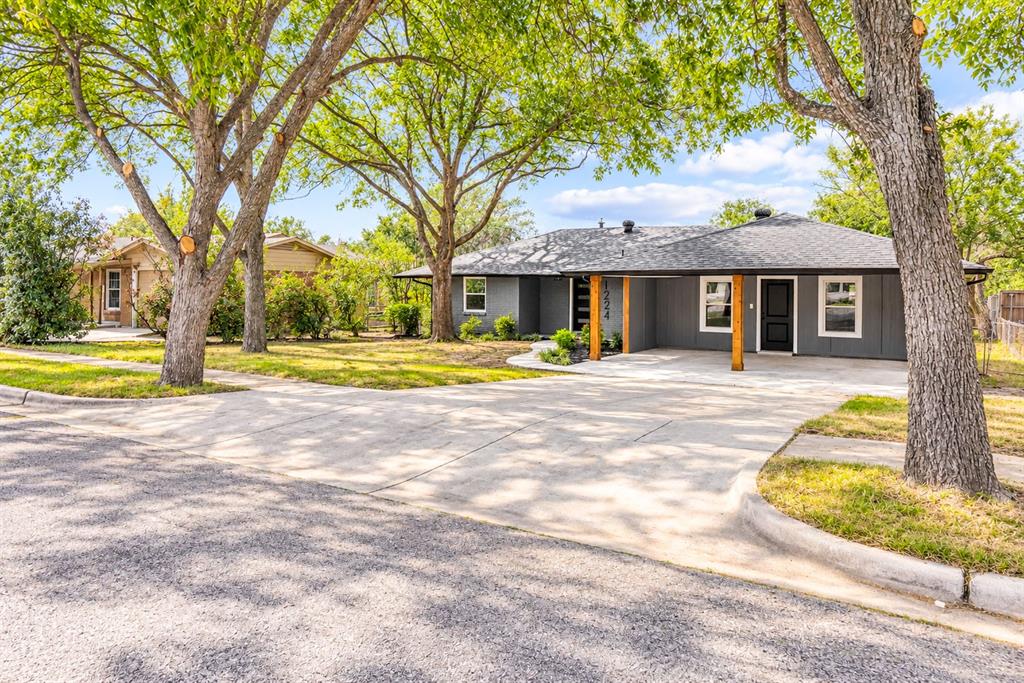 1224 Bellaire Drive, Grapevine, TX 76051
