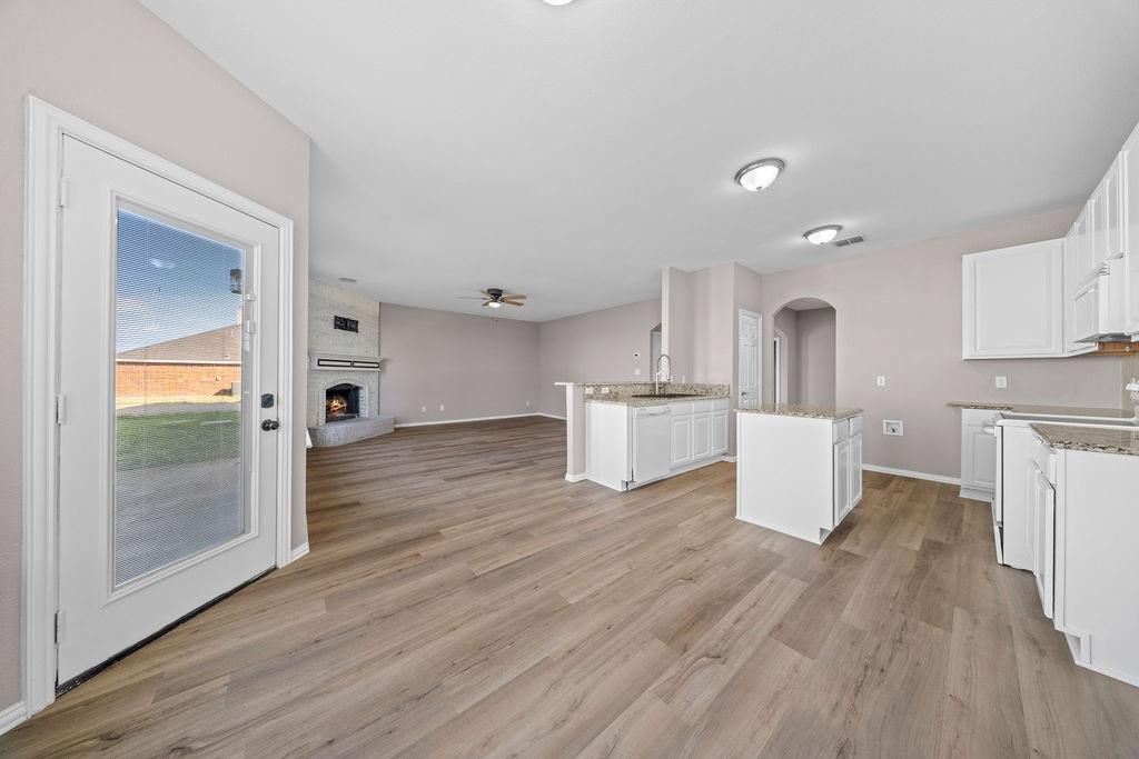 1436 Meadowbrook Lane, Nevada, TX 75173