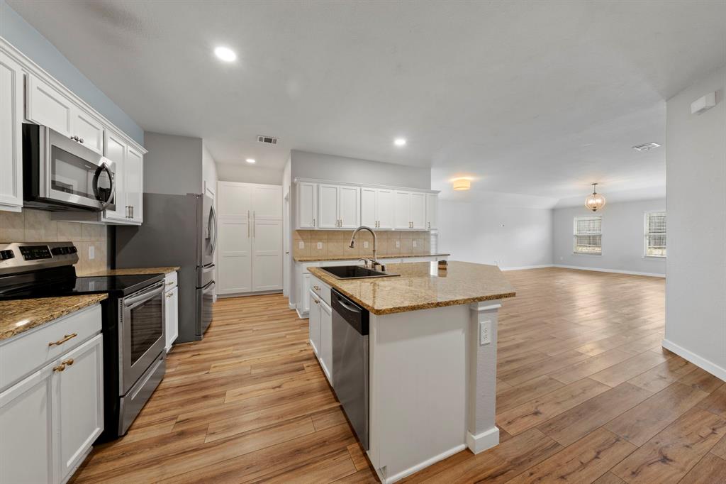 2350 Burkham Drive, Fate, TX 75189