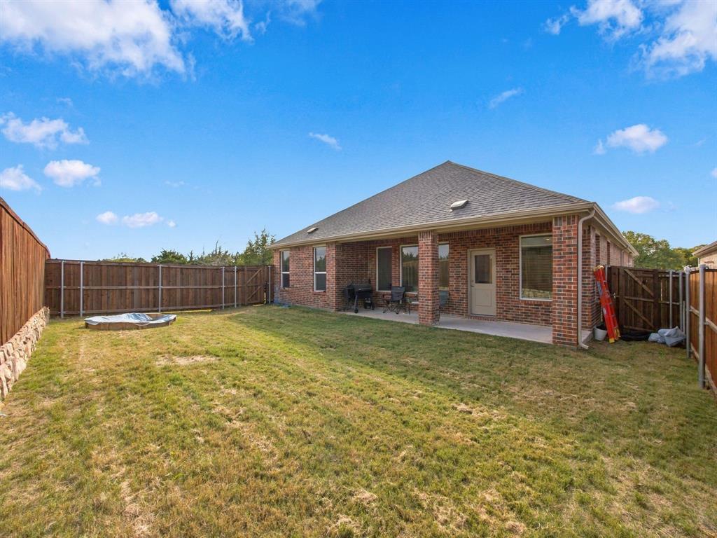 1818 Holden Drive, Cedar Hill, TX 75104