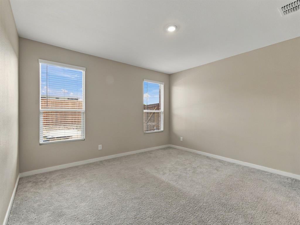 1818 Holden Drive, Cedar Hill, TX 75104