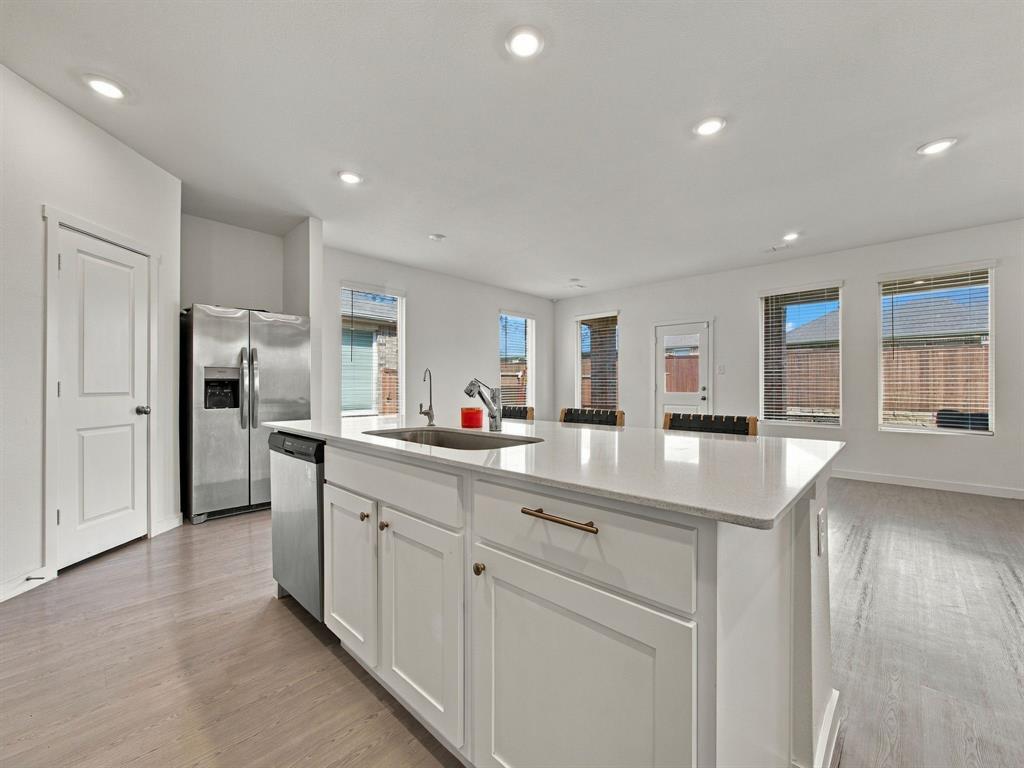 1818 Holden Drive, Cedar Hill, TX 75104