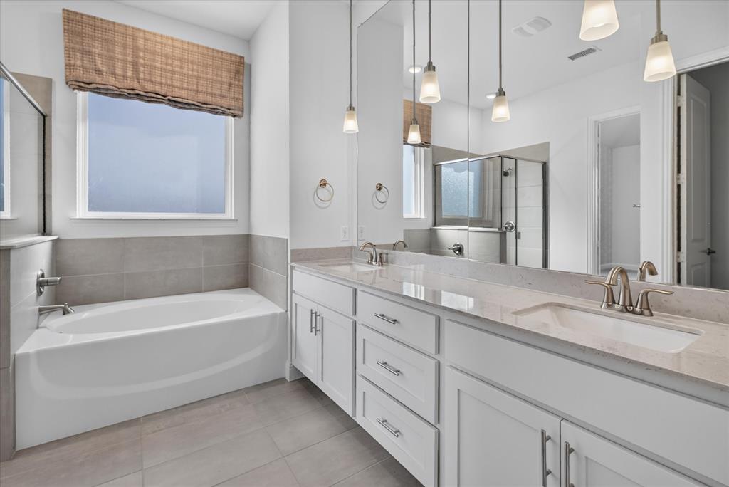 103 Heritage Hill Drive, Forney, TX 75160