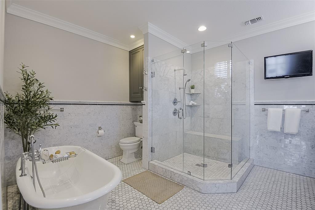 201 Overhill Drive, Waxahachie, TX 75165