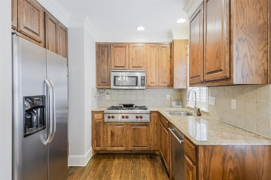 201 Overhill Drive, Waxahachie, TX 75165