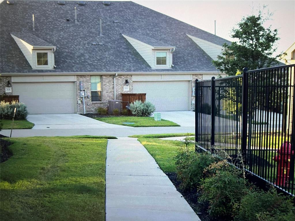 7220 Merlot Place, Grand Prairie, TX 75054