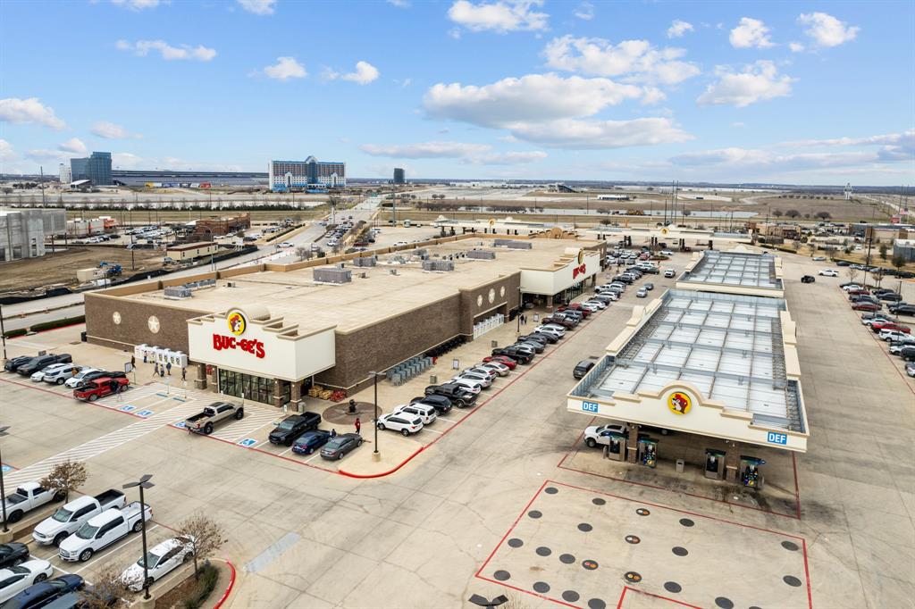 607 Tracy Court, Justin, TX 76247