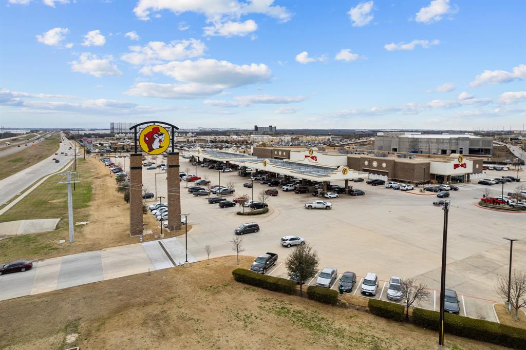 607 Tracy Court, Justin, TX 76247