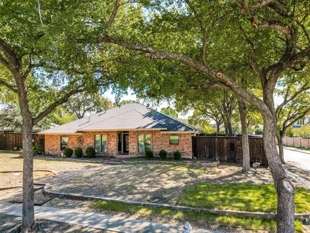 1724 Callaway Drive, Plano, TX 75075