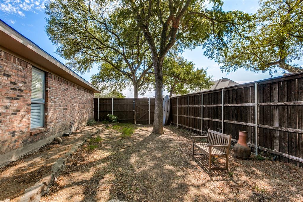 Side Yard off the Kitchen