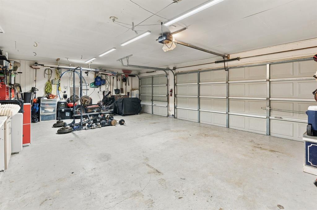 3 CAR GARAGE