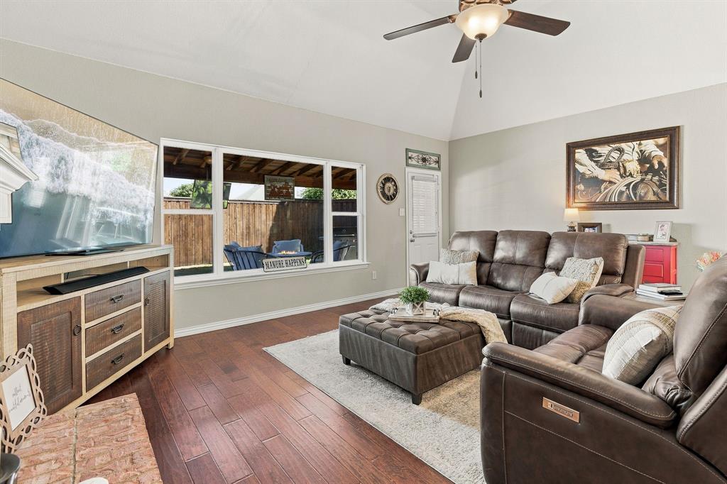 5419 Wellington Drive, Richardson, TX 75082