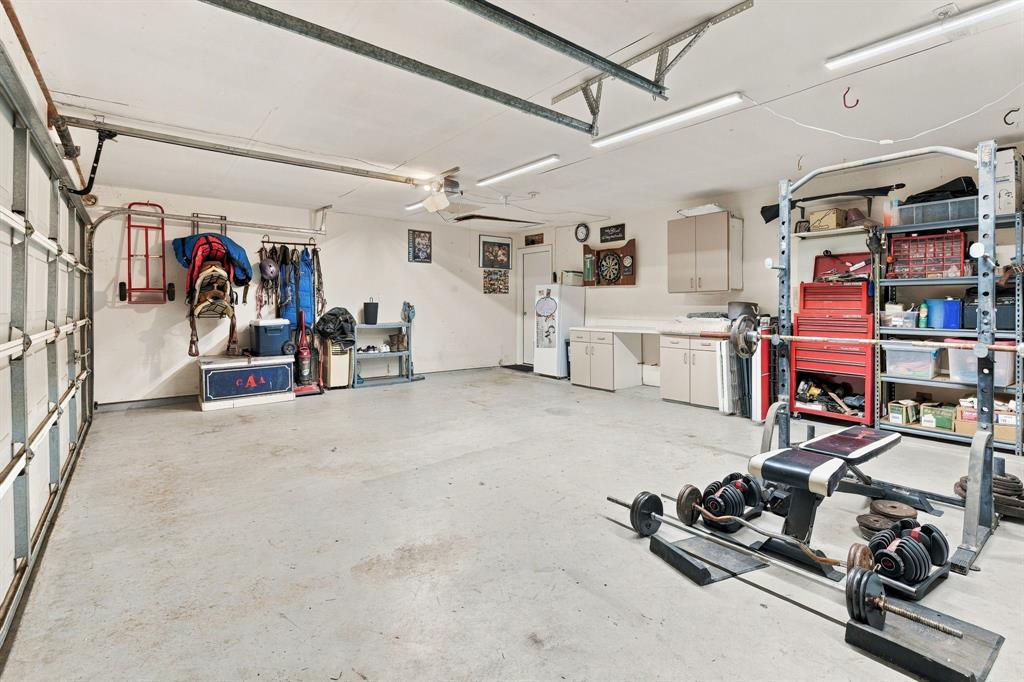 3 CAR GARAGE